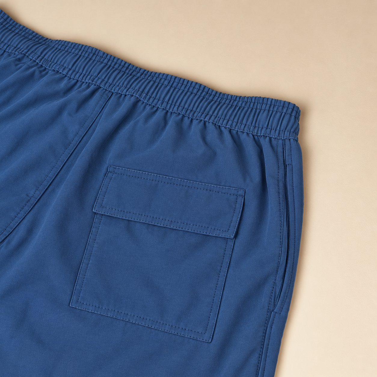 
                  
                    COMPORTA SWIM - REGULAR blu chiaro, dettaglio tasca posteriore
                  
                