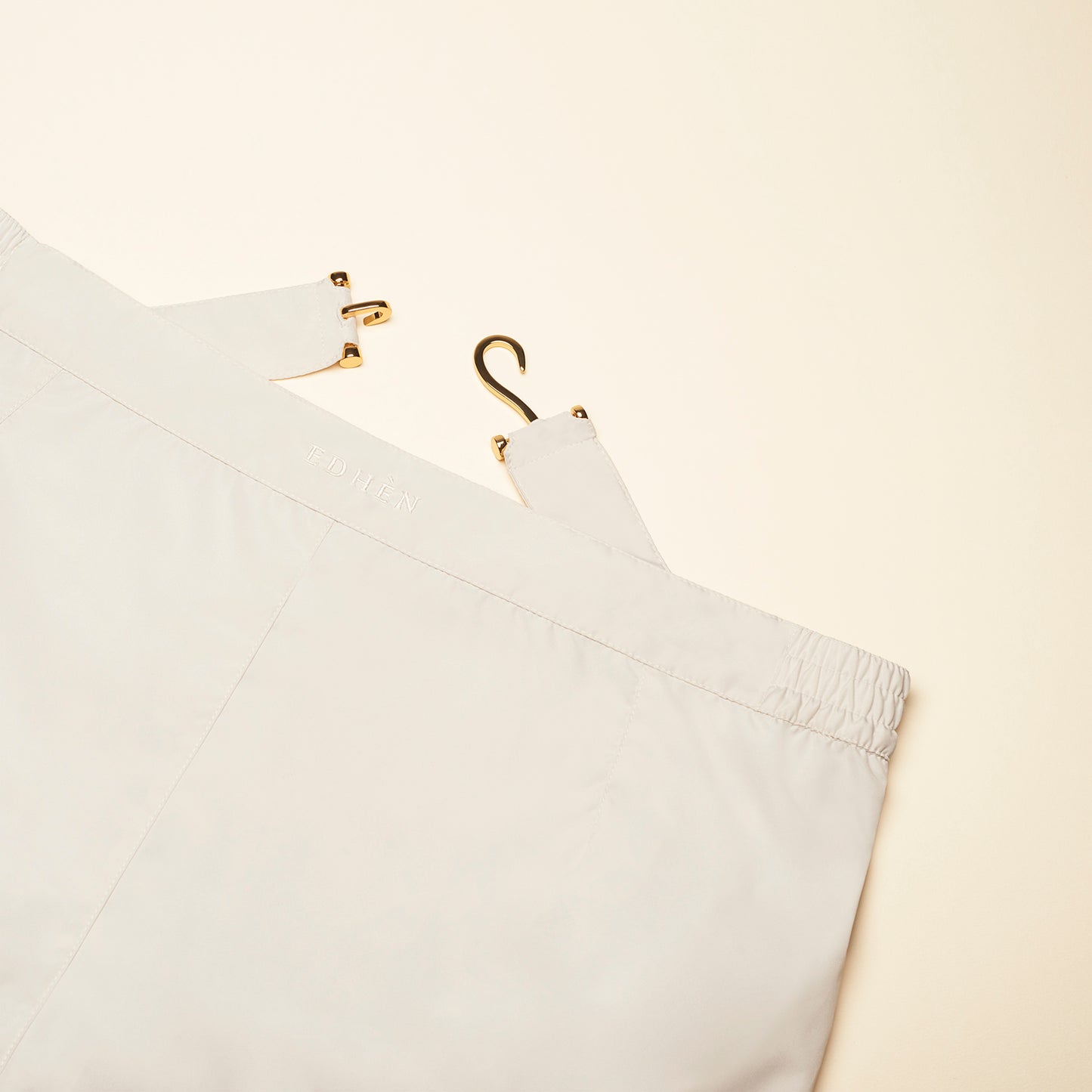 
                  
                    COMPORTA SWIM - SUPER SHORT bianco, dettaglio retro
                  
                
